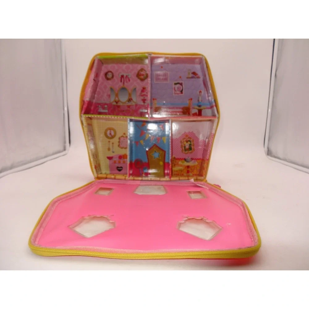 Lalaloopsy Carry Along Case & Doll House  2 Mini Dolls included Sunny‎ and Spot